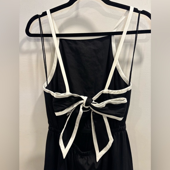 Alice + Olivia Hartley Gathered Midi Dress Size 4 - Picture 8 of 13